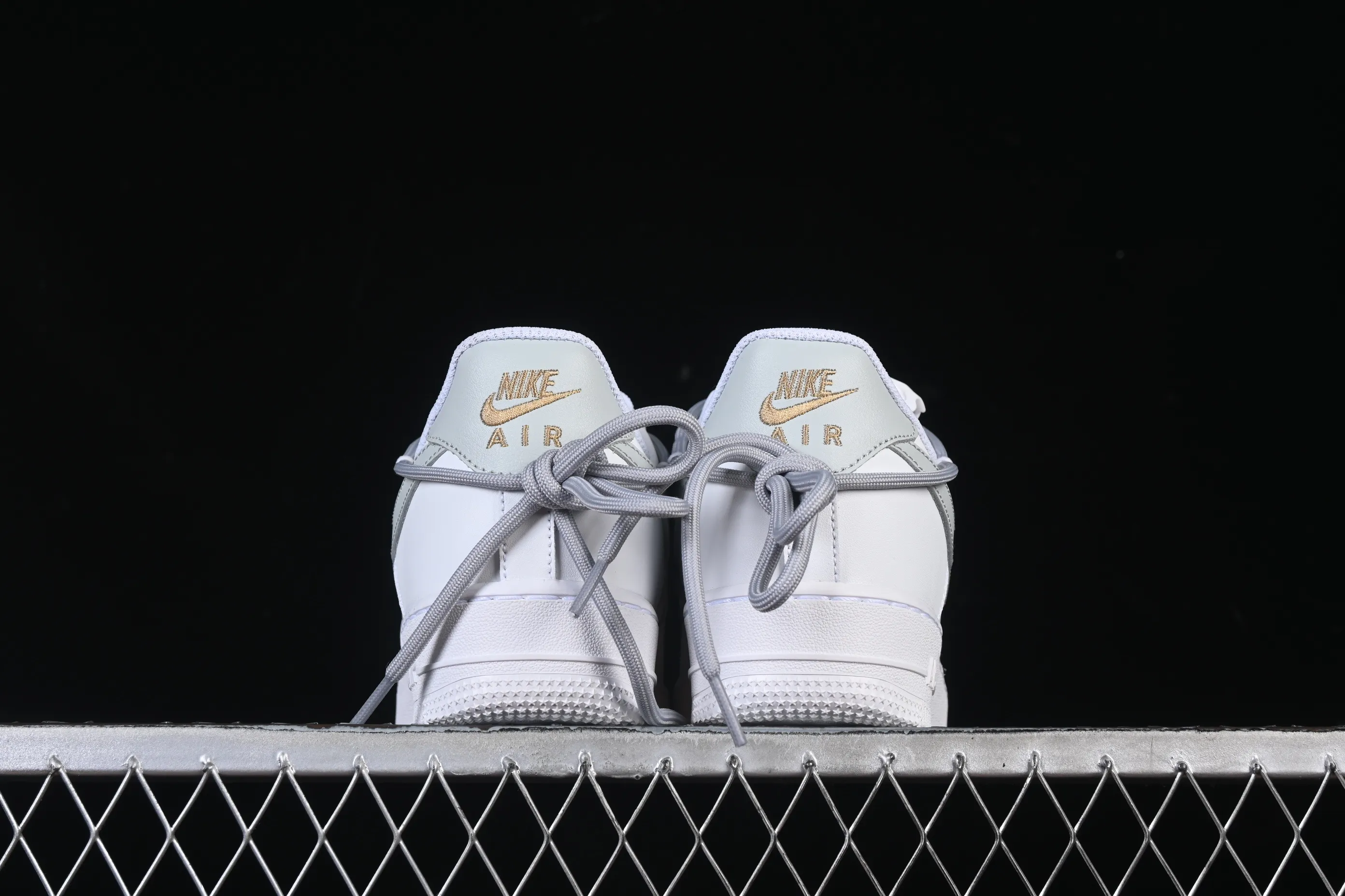 All Categories Nk Air Force 1 Air Force Series Nk Air Force 1 Low Air Force Low Nike Air Force 1'07 Low White Gray Gold Double Hook Air Force One Low Casual Shoes CZ0170-106